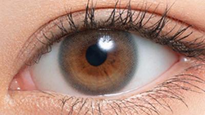 カラーコンタクトレンズ、mimco ゼリーグレー | 1dayを装用した状態の目のアップ画像