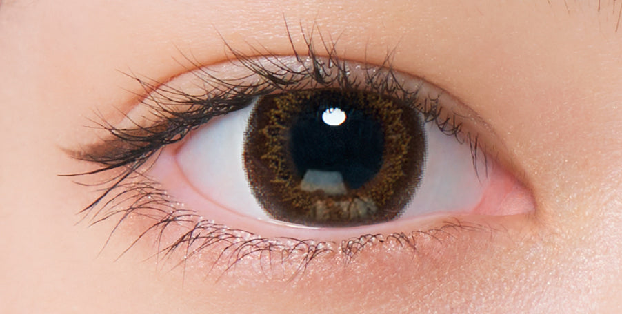 カラーコンタクトレンズ、Neo Sight シエルベージュ | 1dayを装用した状態の目のアップ画像